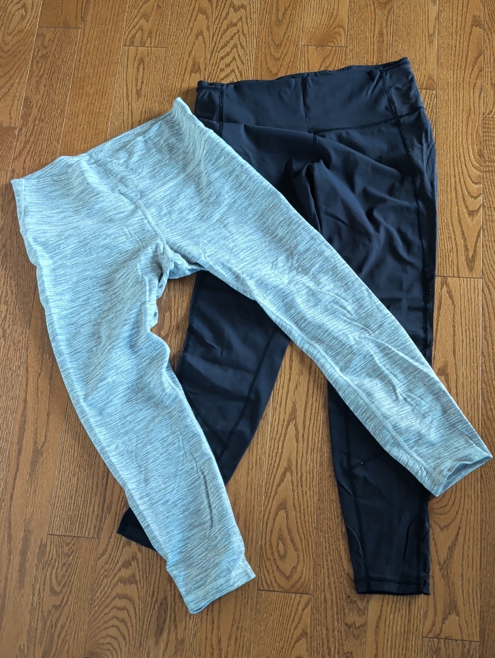 lululemon athletica Two-Pair Legging Set — Light Gray & Black